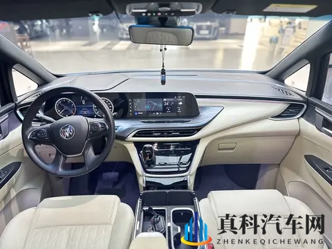 19万多拿下别克GL8陆尊，家用商务都合适！-3