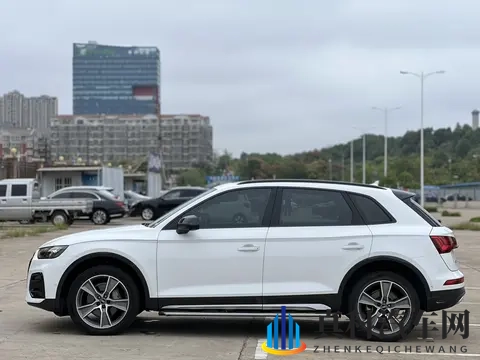 20万出头,圆你豪华SUV梦——一手奥迪Q5L-3