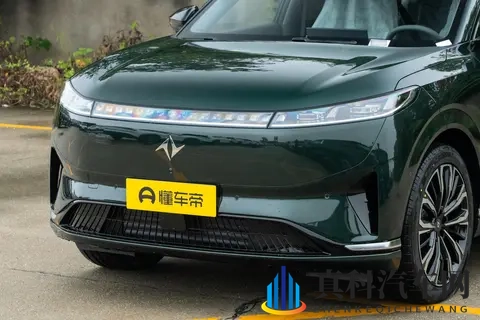 东风奕派2026款五座版试驾：适合家庭出行的用车氛围-1