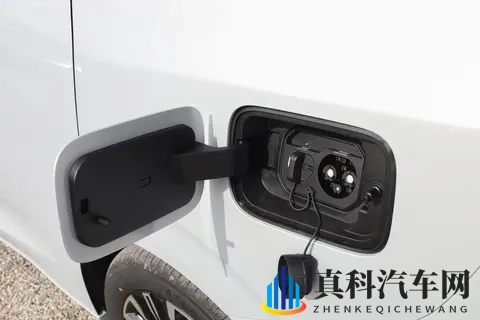 738 万起置换！星光 730 EV 2025 款 500km 豪华型体验-3