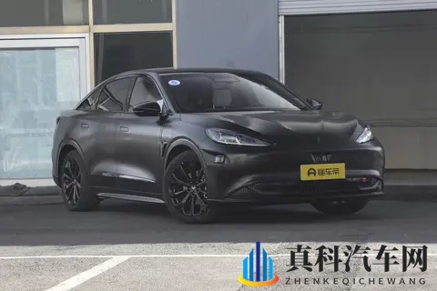 新车  搭双电机驱动系统_配三颗激光雷达，极狐阿尔法S6新车型曝光-2