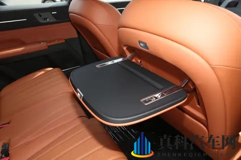 捷途山海L7 PLUS：家用中型SUV的新标杆，旅行小房车-2