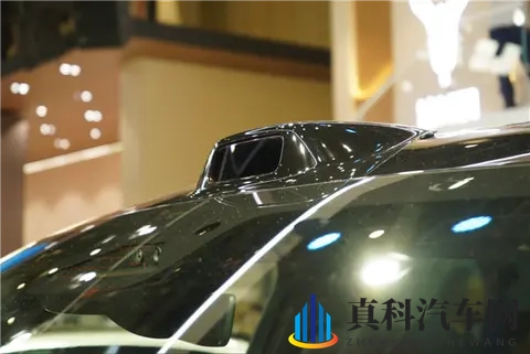 国产豪华旗舰SUV新王炸!岚图旗舰泰山亮相郑州国际车展-2