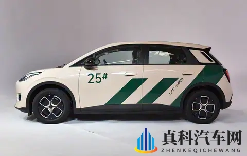 终于来了，京东首款车实车亮相，1号车拍出7819万-2