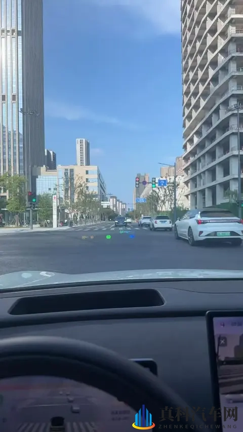 零跑-增程纯电如何选-1