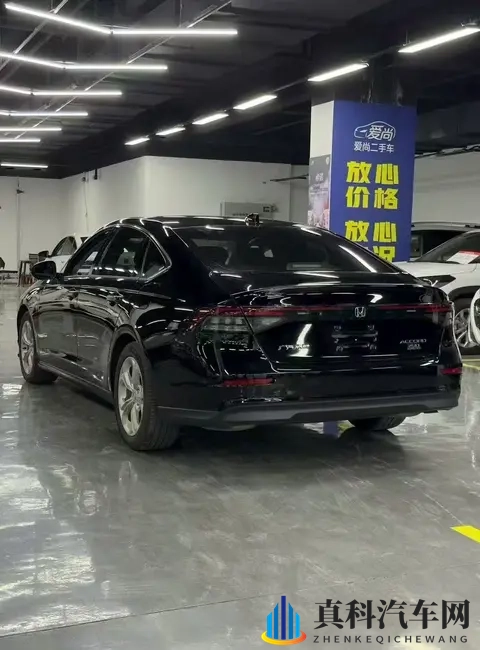 一手准新雅阁，家用代步好选择？13万多值不值！-3