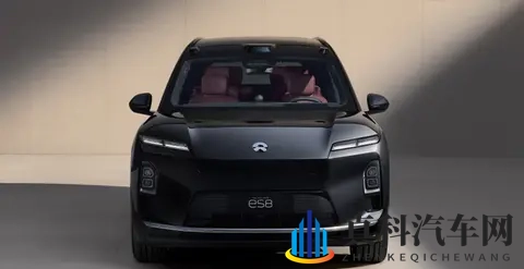 月销量首度破4万辆，永不降价的蔚来终于尝到甜头了-3