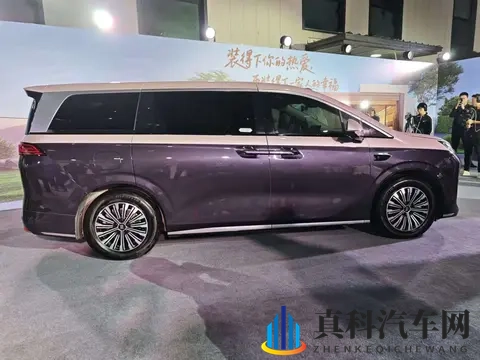 纯电续航升至218km 2026款比亚迪夏限时售价1968万起-3