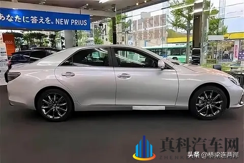丰田锐志复活!V6后驱30万内能拿下吗?-2