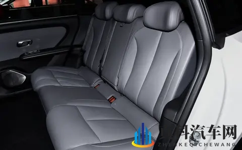 长安启源A06 2026款630激光UItra+预售开启,尊贵体验感满满-2