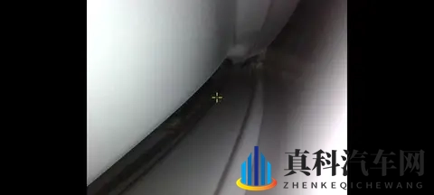 一手准新C级，圆你奔驰梦——二手奔驰C260L-3