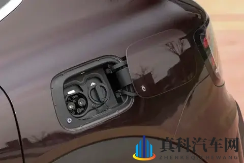 1699万元起售，49秒破百+超长续航，这款电混SUV值得一看-2