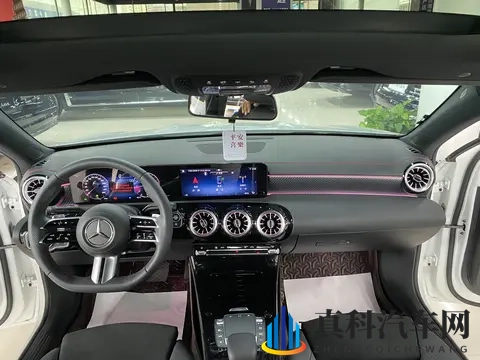 准新奔驰A级,83秒破百,16万内体验豪华!-3