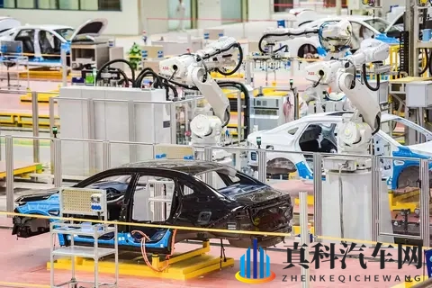 “退补”倒计时!10月卖出2辆新车就有一辆新能源-1