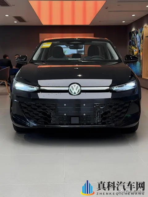 女超人麦乐迪：新能源汽车：开启未来绿色出行新篇章-3