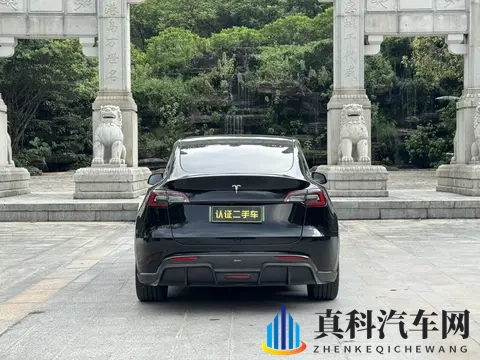 15万多拿下Model Y,23年上牌,代步家用真香?-3
