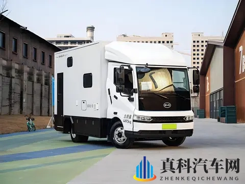 增程式房车来袭，售价3198万起，长安峰景“征程者Pro”值得选吗-3