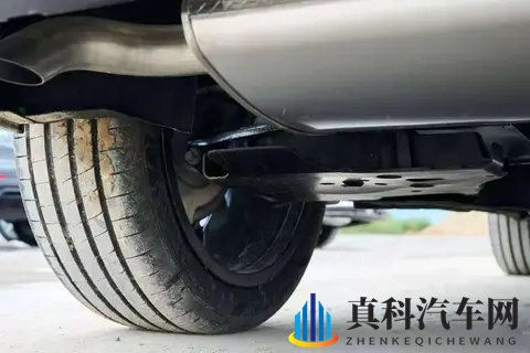 星越L:以85万销量为证,全维度诠释“五大豪华”!-1