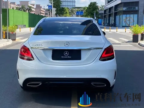 15万多拿下奔驰C级，豪华品牌入门之选？-2