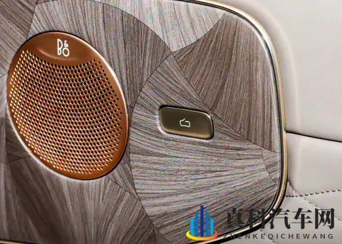 比问界M9尺寸更大续航更长 智己LS9的预售价简直贴脸开卷-2