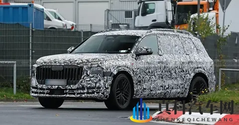 奥迪Q9霍希版路试谍照曝光 ，计划将于2026年全球首发-1