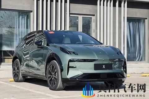 试驾极氪X精致臻享款，精致小车再进化！-1