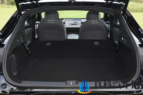 29.98万元起!腾势N8L上市,成为家庭出行新“顶流”-1