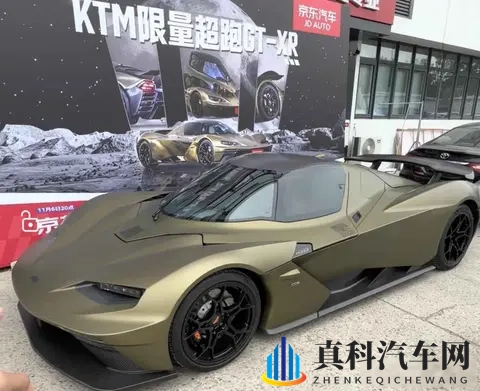 11岁“懂车弟”坐上500万豪车圆梦，花压岁钱买了90款车模型-2