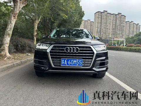 张雨欣惊艳的凹造型图片：汽车时尚风向标：明星凹造型引领潮流秘籍-3