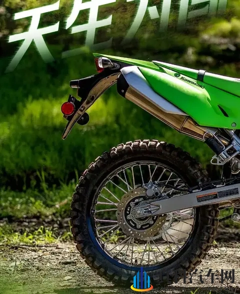 从37900元到29900元,川崎KLX230的“降价求生”背后藏着什么?-2