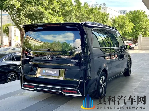 准新奔驰威霆：宜商宜家，升级座驾好选择！-3