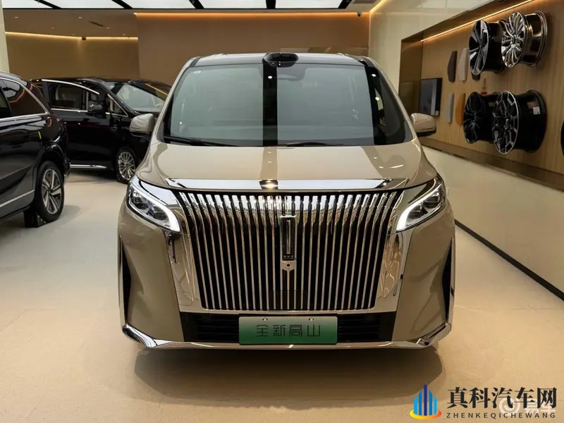 探店魏牌高山7：家用MPV也能好开又灵活-1