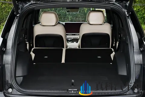 国产油车终于崛起!85万销量的吉利星越L,五大豪华实力全面解析-3