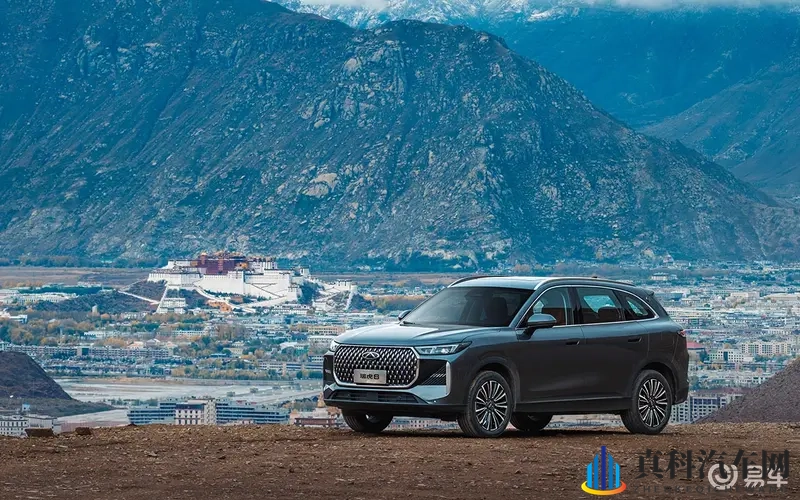 双外观设计身材更大 第五代瑞虎8预售10.59万起-1