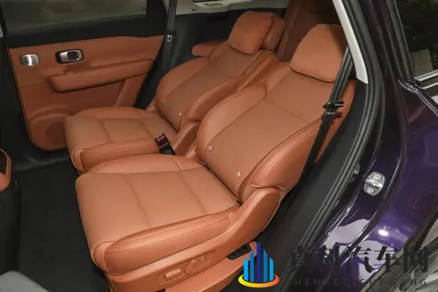 零跑C16实测：20万元内，这台六座车能成为你的理想座驾吗？-2