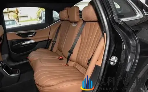 销量飙升!奔驰E级月销13,103台,大降价效果显著-2