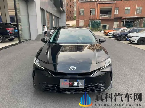 准新一手丰田凯美瑞：2024款双擎，15万公里，省油代步优选-1