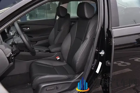 2025款英仕派典雅版，中型车性价比之王？-1