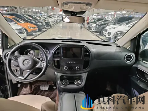 宜商宜家好选择,13万拿下2018款二手奔驰威霆7座-2