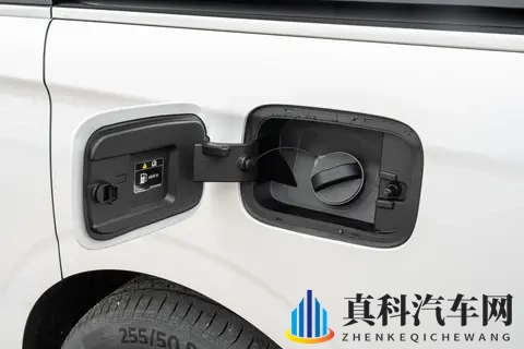 26款岚图梦想家PHEV：全能选手，没有短板，哪哪都挺好-1