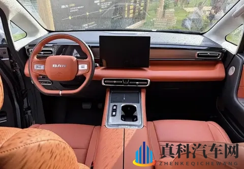 北汽锐胜M8中大型MPV即将预售,四种动力可选-2