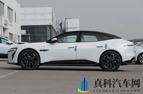 配激光雷达 阿维塔06 Elite版上市 权益价2049万元起-2