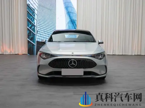 奔驰纯电CLA要来了，国产车围剿下它能活吗？豪华品牌最后的倔强-2