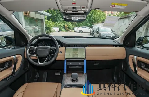 路虎发现2025款:经典越野在城市里活得滋润了-1