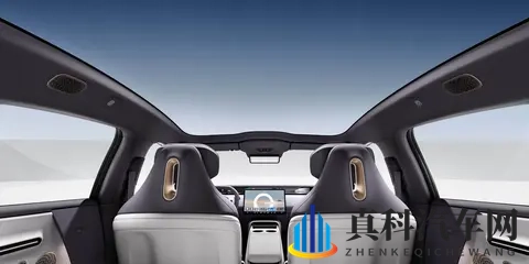 最低898万元起！三款热门新车同日上市 谁会成为爆款？-3