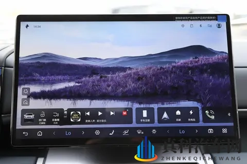 比亚迪又出爆款!9月才上市,10月卖20024台,除了大空间还有啥?-2