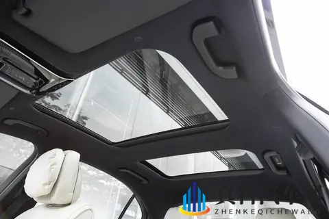 2025款奔驰C级购车手册 5大版本如何选最划算？-3