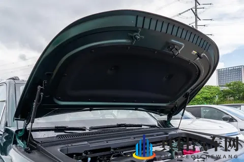 试驾2026款零跑C16：中大型SUV的空间舒适性，15万元就能拥有？-1