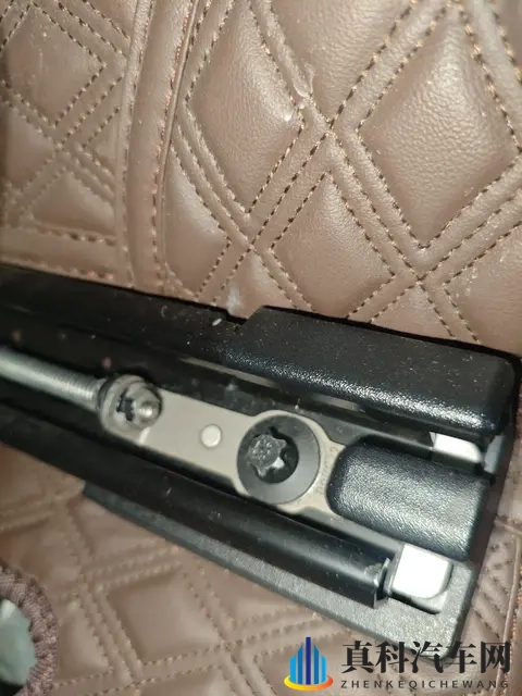 23款路虎发现,准新车况,40多万体验陆地豪华座驾?-1