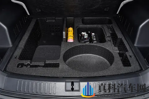 带娃奶爸买车，为什么我选了15万级的混动方盒子？-1